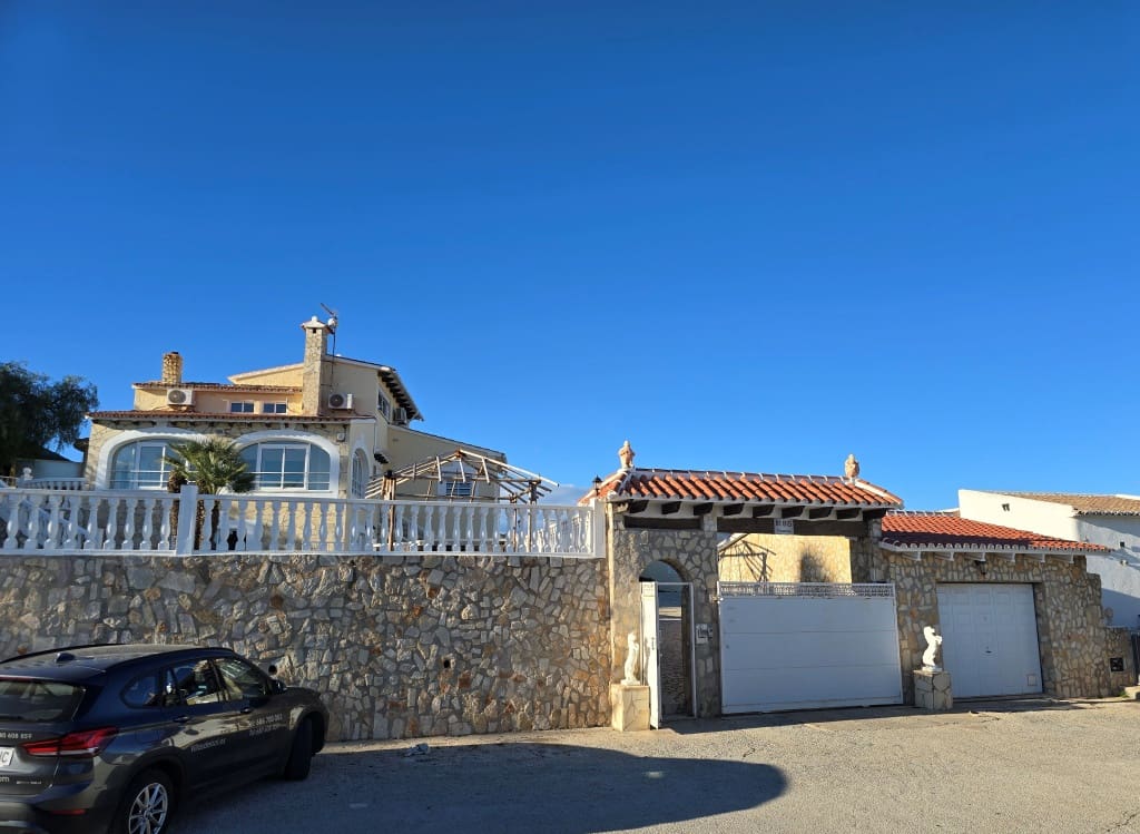 5 chambre Villa/Maison à vendre à Benitachell / Benitatxell avec piscine garage - 690 000 € (Ref: 9827286)