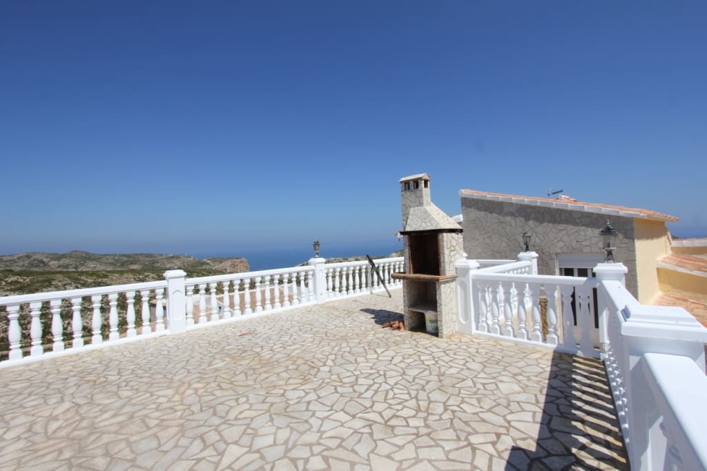 5 chambre Villa/Maison à vendre à Benitachell / Benitatxell avec piscine garage - 690 000 € (Ref: 9827286)