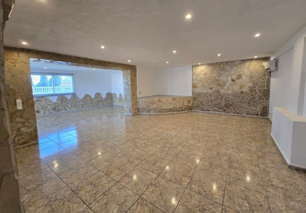 5 chambre Villa/Maison à vendre à Benitachell / Benitatxell avec piscine garage - 690 000 € (Ref: 9827286)