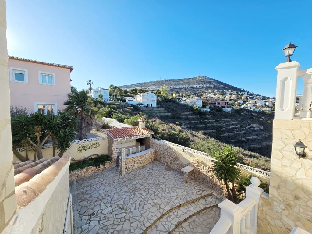 5 chambre Villa/Maison à vendre à Benitachell / Benitatxell avec piscine garage - 690 000 € (Ref: 9827286)