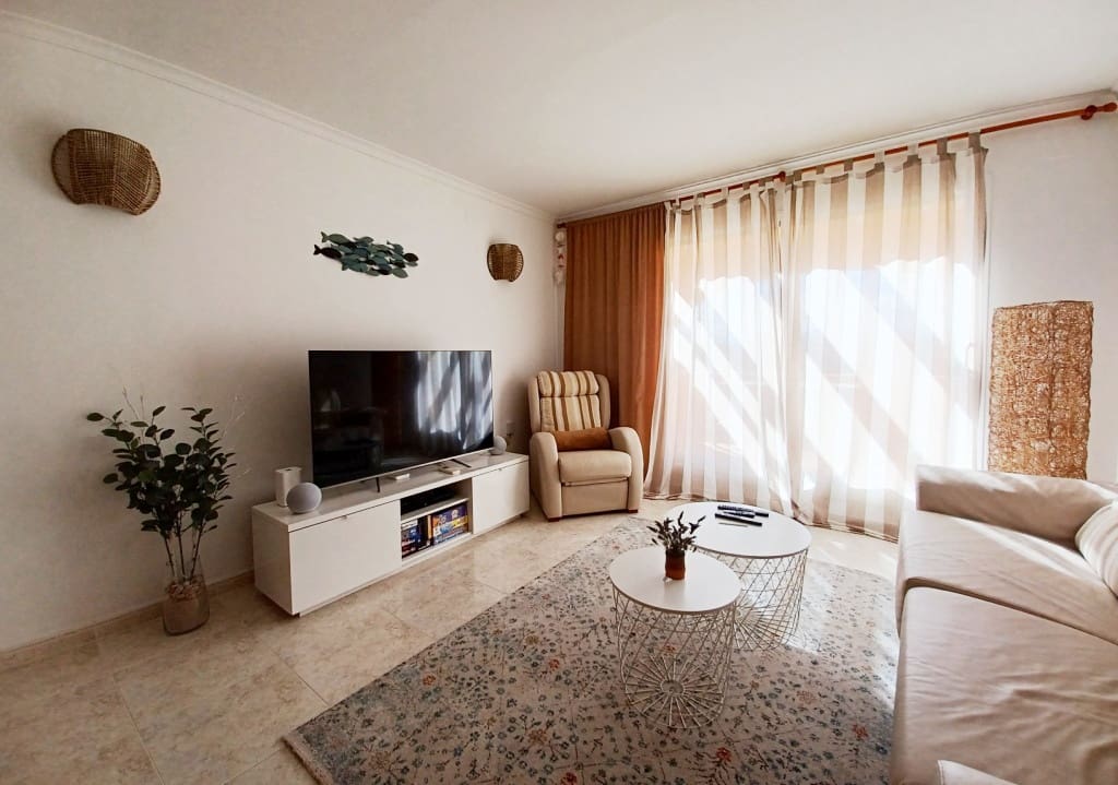 3 soveværelse Lejlighed til leje i Benitachell / Benitatxell med swimmingpool garage - € 1.000 (Ref: 9827287)