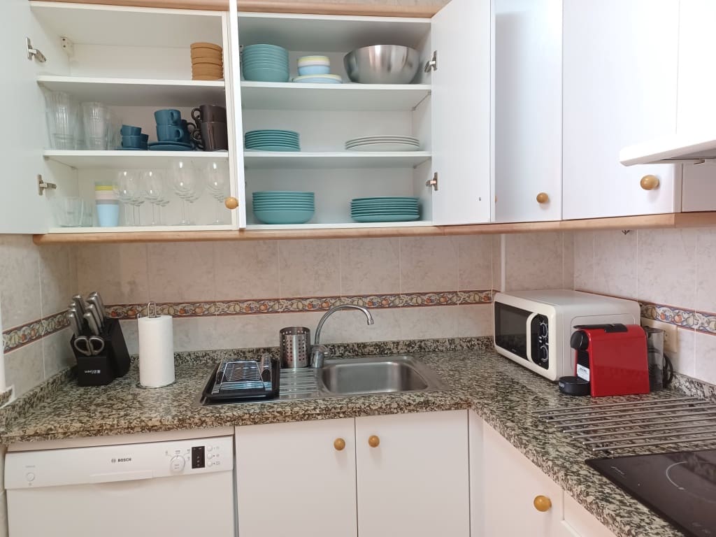 3 soveværelse Lejlighed til leje i Benitachell / Benitatxell med swimmingpool garage - € 1.000 (Ref: 9827287)