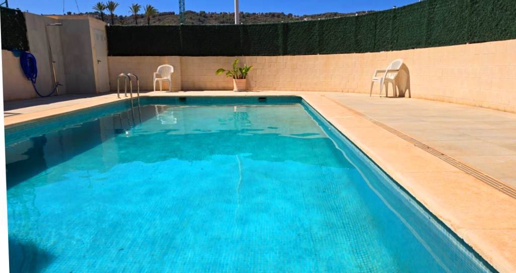 Appartement de 2 chambres à louer à Javea / Xabia avec piscine garage - 1 500 € (Ref: 9827288)