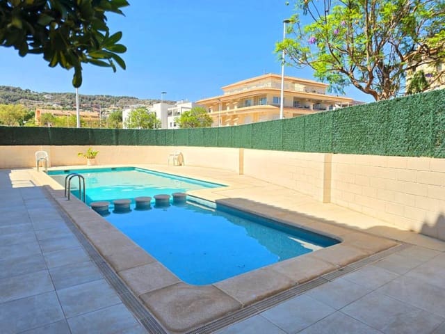 Appartement de 2 chambres à louer à Javea / Xàbia avec piscine garage - 1 500 € (Ref: 9827288)