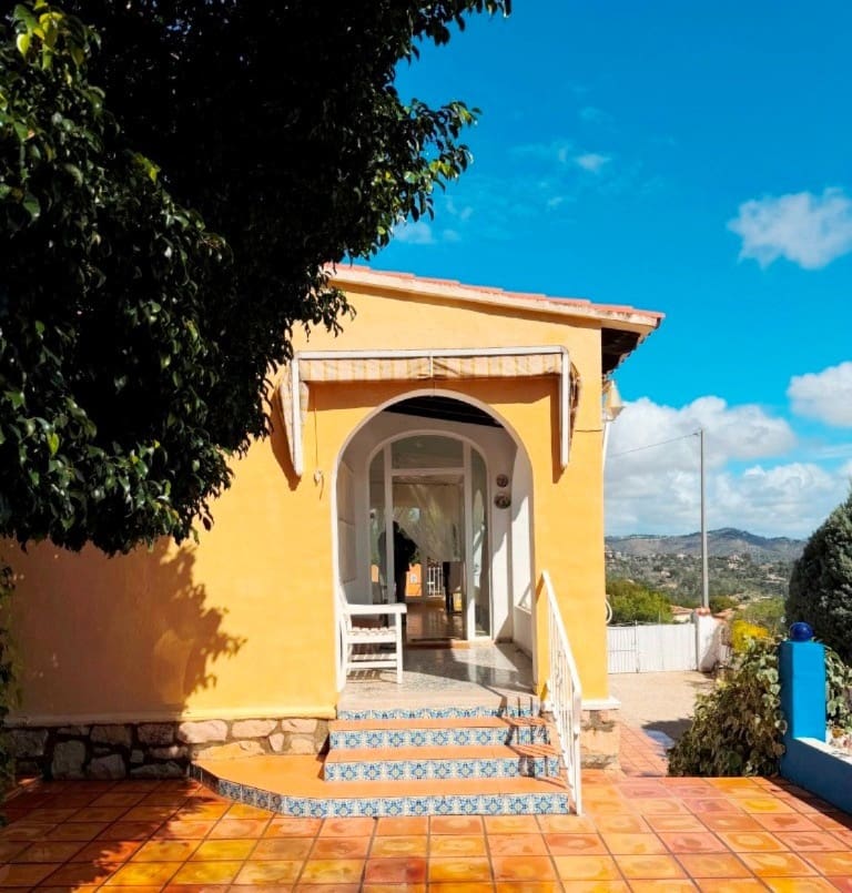 5 chambre Villa/Maison à vendre à Calpe / Calp avec garage - 645 000 € (Ref: 9827292)