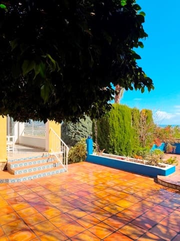 5 chambre Villa/Maison à vendre à Calpe / Calp avec garage - 645 000 € (Ref: 9827292)