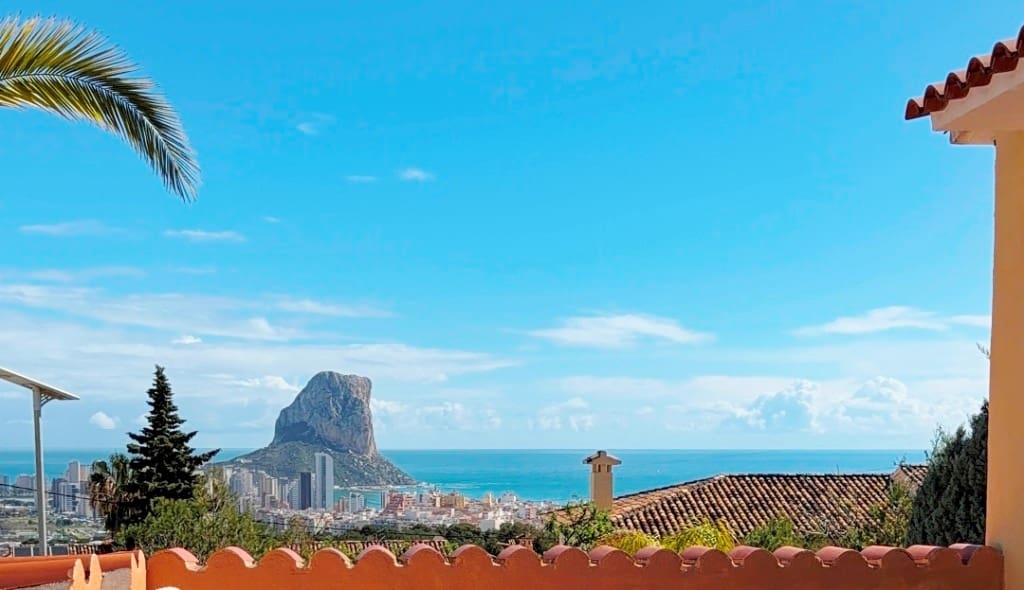 5 chambre Villa/Maison à vendre à Calpe / Calp avec garage - 645 000 € (Ref: 9827292)