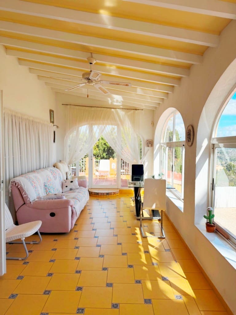 5 chambre Villa/Maison à vendre à Calpe / Calp avec garage - 645 000 € (Ref: 9827292)
