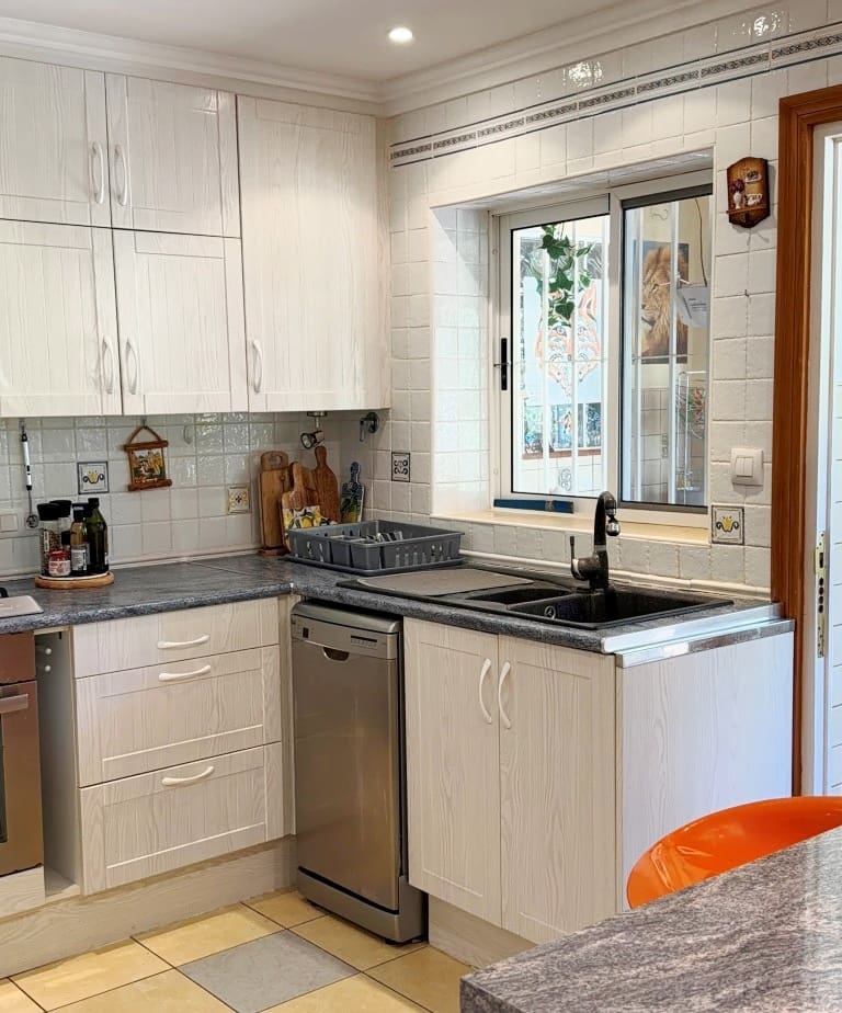 5 chambre Villa/Maison à vendre à Calpe / Calp avec garage - 645 000 € (Ref: 9827292)