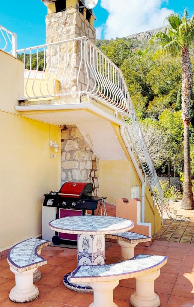 5 chambre Villa/Maison à vendre à Calpe / Calp avec garage - 645 000 € (Ref: 9827292)