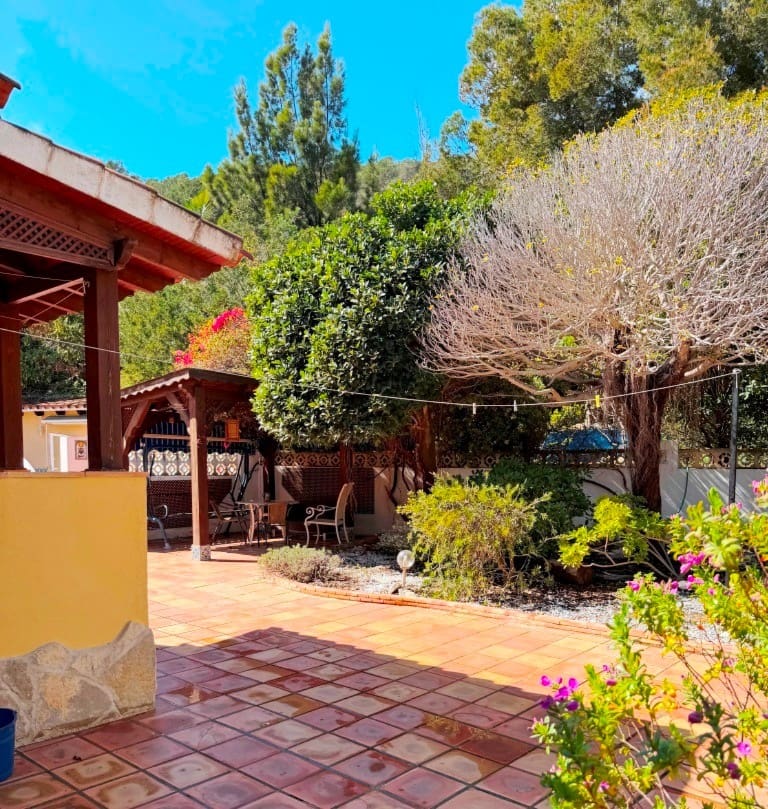 5 chambre Villa/Maison à vendre à Calpe / Calp avec garage - 645 000 € (Ref: 9827292)