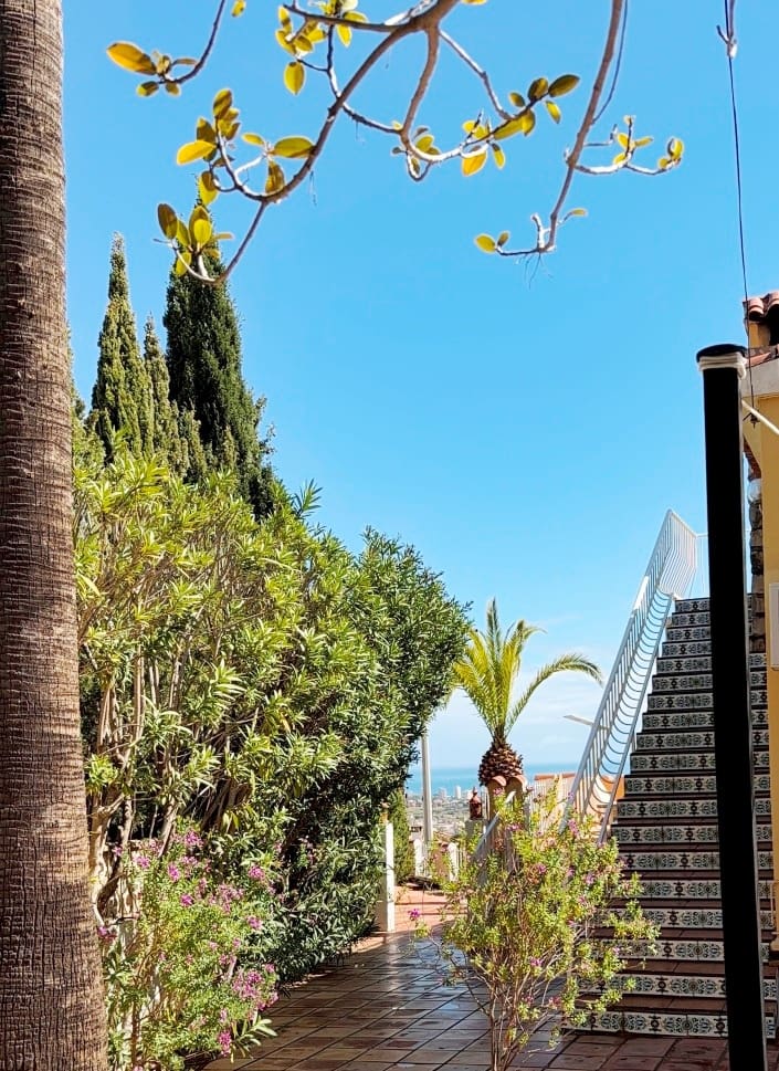 5 chambre Villa/Maison à vendre à Calpe / Calp avec garage - 645 000 € (Ref: 9827292)