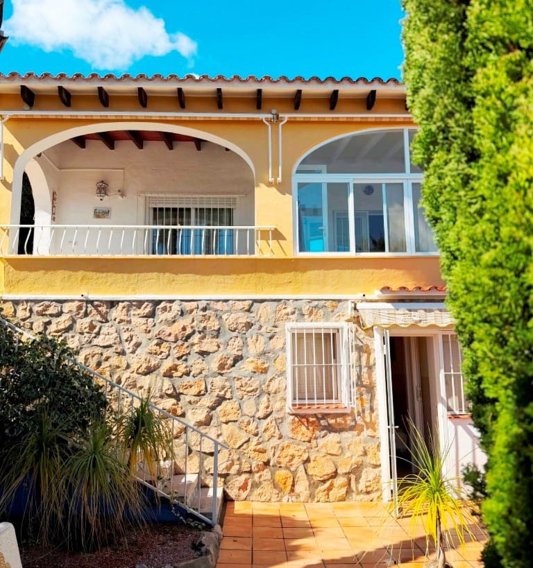 5 chambre Villa/Maison à vendre à Calpe / Calp avec garage - 645 000 € (Ref: 9827292)