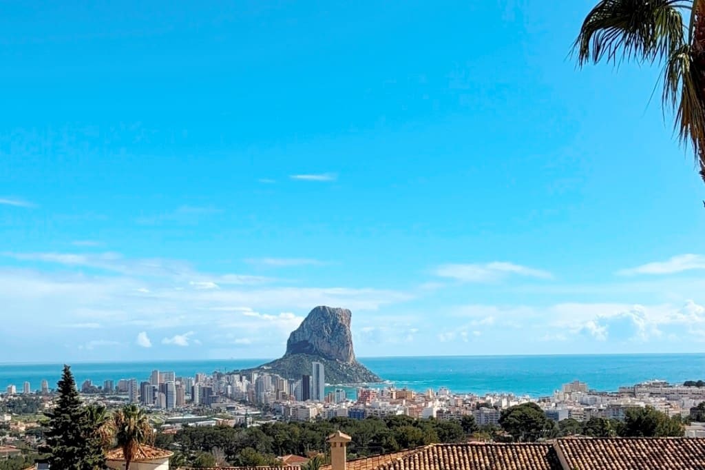 5 chambre Villa/Maison à vendre à Calpe / Calp avec garage - 645 000 € (Ref: 9827292)