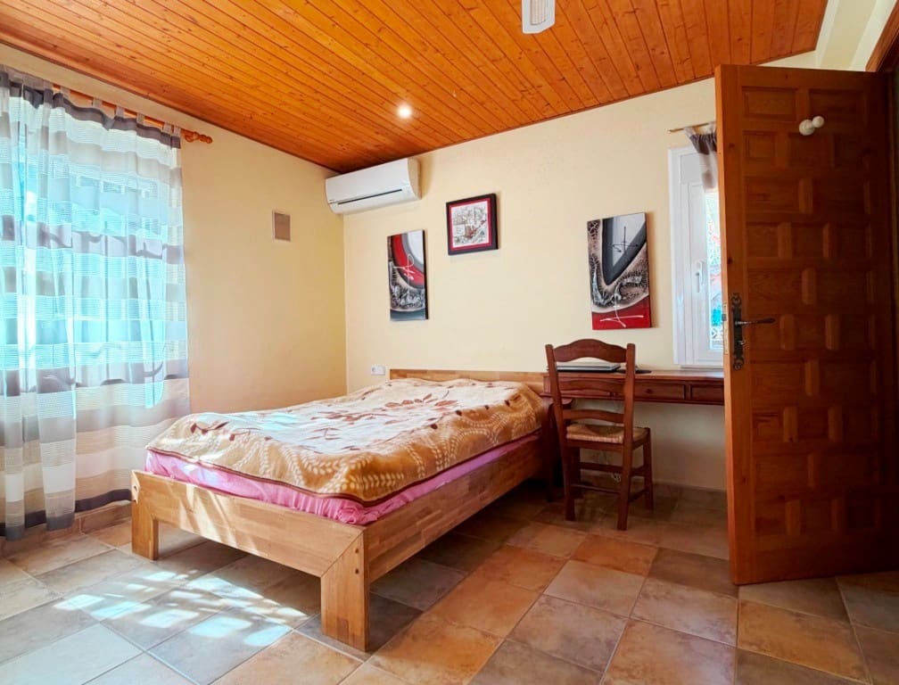 5 chambre Villa/Maison à vendre à Calpe / Calp avec garage - 645 000 € (Ref: 9827292)