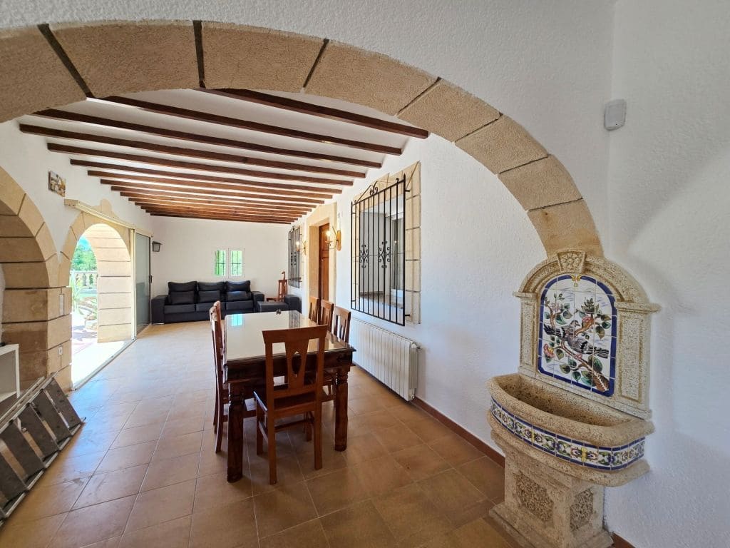 Finca/Maison de Campagne de 4 chambres à louer à Teulada avec piscine garage - 2 990 € (Ref: 9827294)