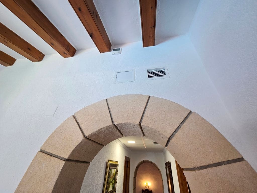 Finca/Maison de Campagne de 4 chambres à louer à Teulada avec piscine garage - 2 990 € (Ref: 9827294)