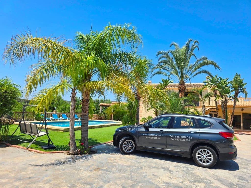 Finca/Maison de Campagne de 4 chambres à louer à Teulada avec piscine garage - 2 990 € (Ref: 9827294)