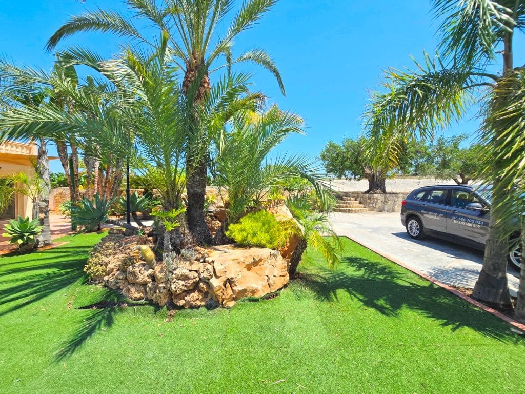 Finca/Maison de Campagne de 4 chambres à louer à Teulada avec piscine garage - 2 990 € (Ref: 9827294)