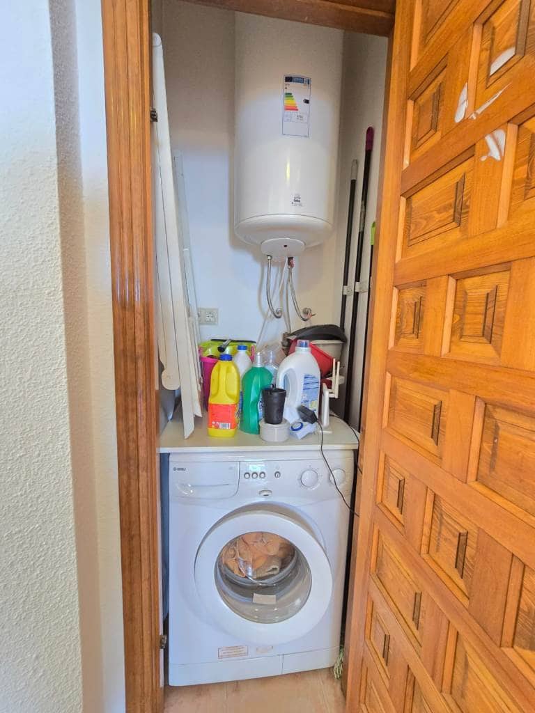 Appartement de 2 chambres à louer à Benitachell / Benitatxell avec piscine garage - 850 € (Ref: 9827296)