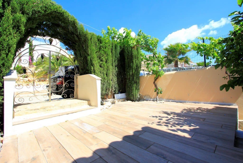 3 soveværelse Villa til salg i Benitachell / Benitatxell med swimmingpool garage - € 724.000 (Ref: 9827299)