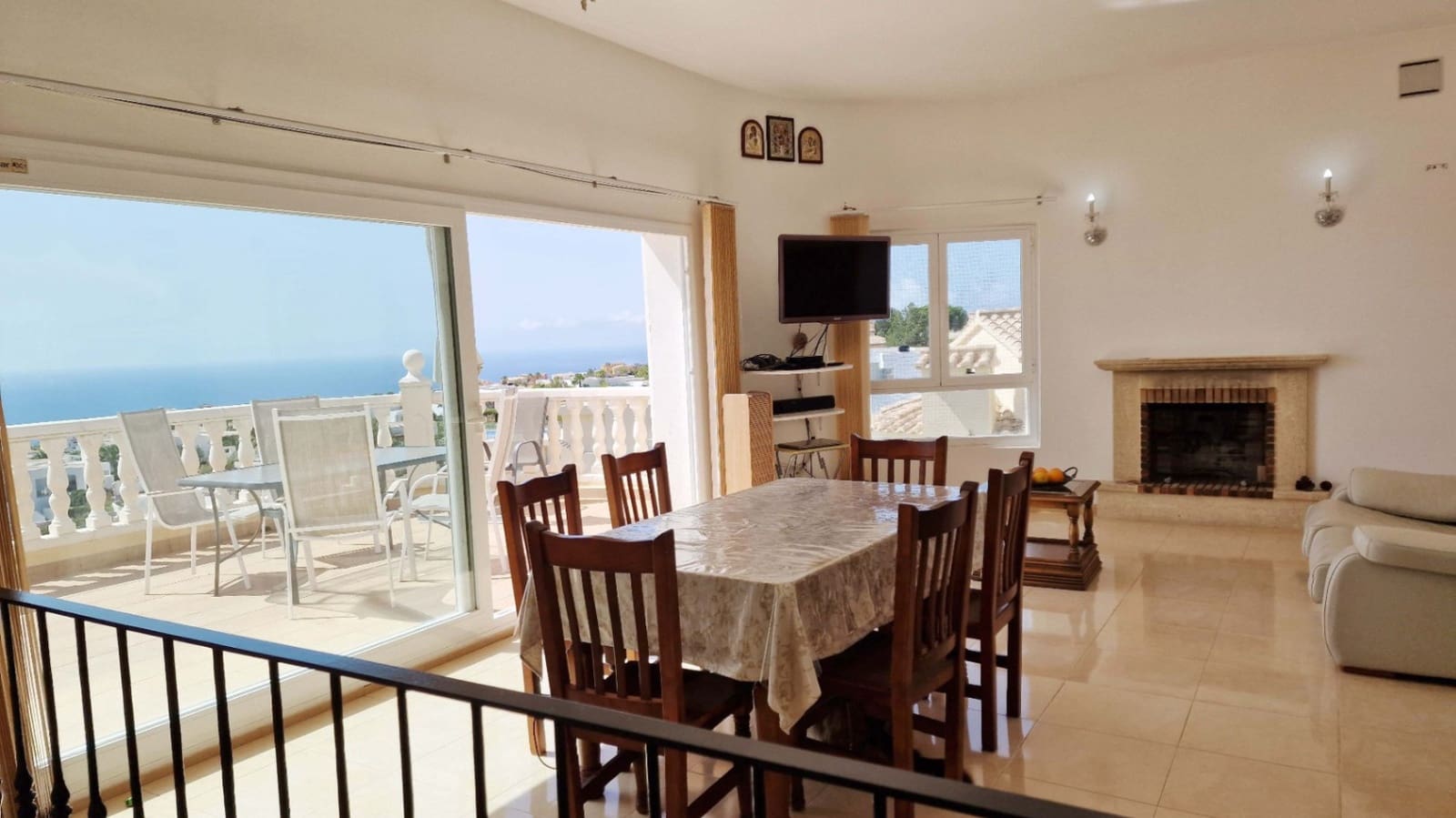 3 soveværelse Villa til salg i Benitachell / Benitatxell med swimmingpool garage - € 724.000 (Ref: 9827299)