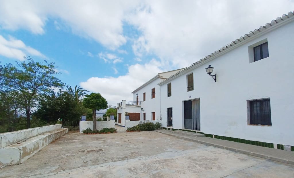 8 chambre Finca/Maison de Campagne à vendre à Jijona / Xixona avec garage - 549 000 € (Ref: 9827300)