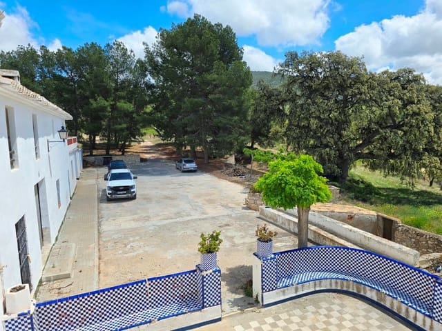 8 chambre Finca/Maison de Campagne à vendre à Jijona / Xixona avec garage - 549 000 € (Ref: 9827300)