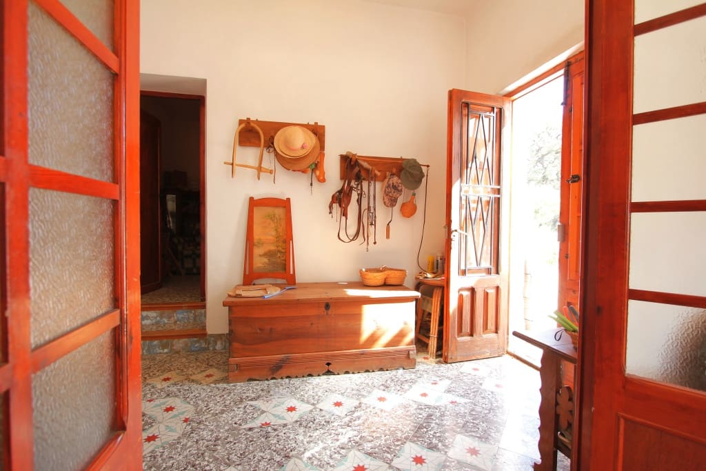 8 chambre Finca/Maison de Campagne à vendre à Jijona / Xixona avec garage - 549 000 € (Ref: 9827300)