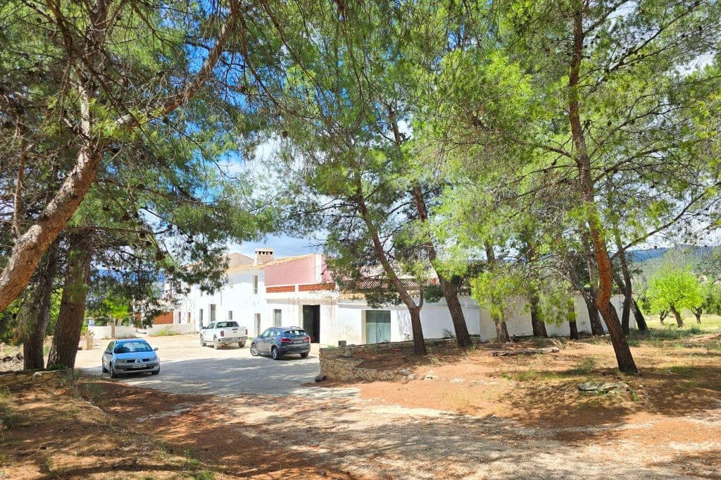 8 chambre Finca/Maison de Campagne à vendre à Jijona / Xixona avec garage - 549 000 € (Ref: 9827300)