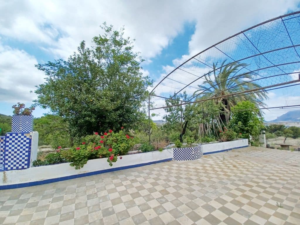 8 chambre Finca/Maison de Campagne à vendre à Jijona / Xixona avec garage - 549 000 € (Ref: 9827300)