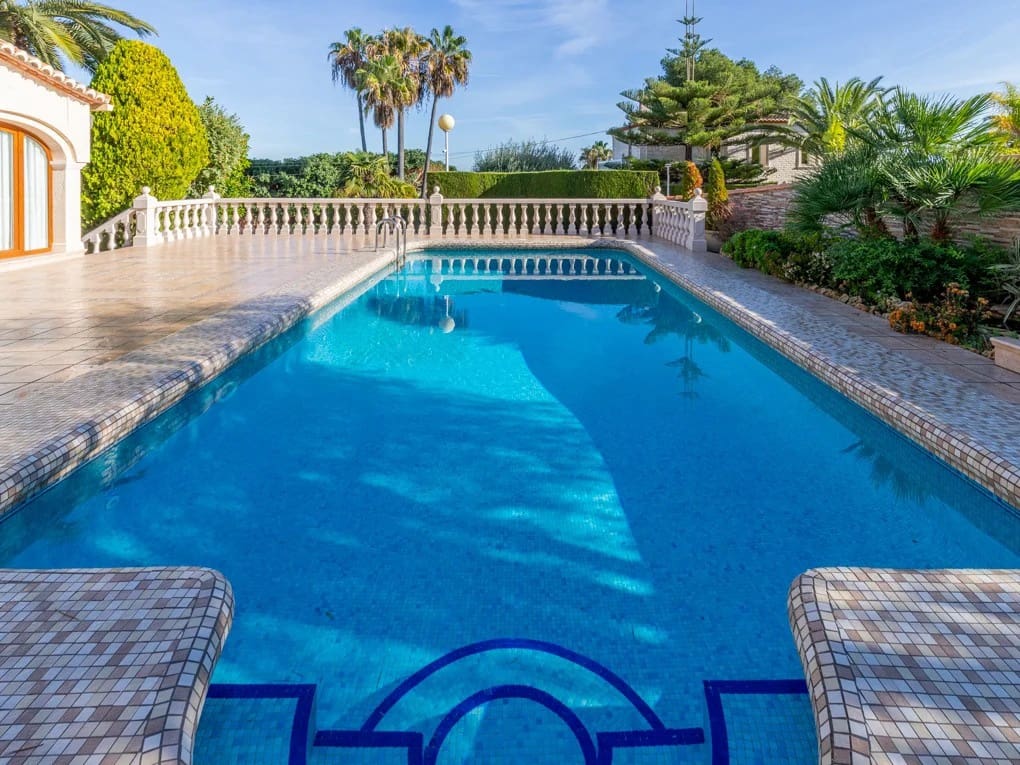 3 soveværelse Villa til salg i Javea / Xabia med swimmingpool garage - € 850.000 (Ref: 9827302)
