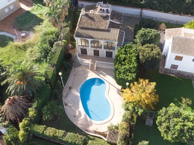 3 chambre Villa/Maison à vendre à Javea / Xàbia avec piscine garage - 750 000 € (Ref: 9827303)