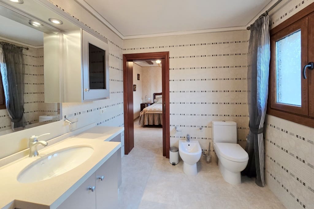3 soveværelse Villa til salg i Javea / Xabia med swimmingpool garage - € 750.000 (Ref: 9827303)