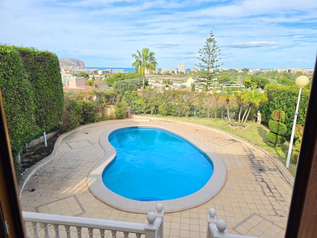 3 soveværelse Villa til salg i Javea / Xabia med swimmingpool garage - € 750.000 (Ref: 9827303)