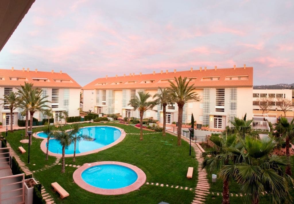 2 bedroom Apartment for rent in Javea / Xabia with pool garage - € 1,200 (Ref: 9838315)