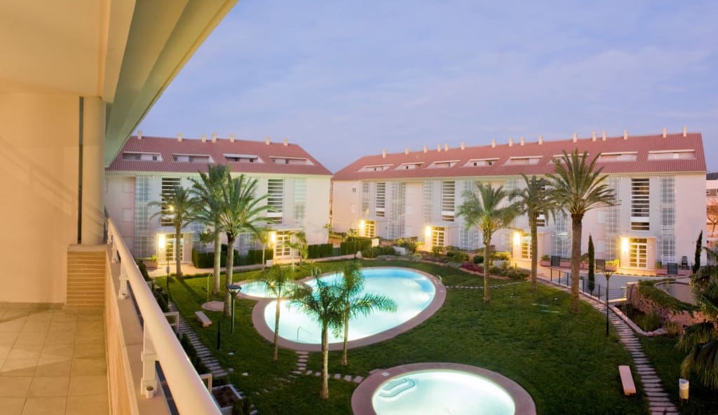 2 bedroom Apartment for rent in Javea / Xabia with pool garage - € 1,200 (Ref: 9838315)