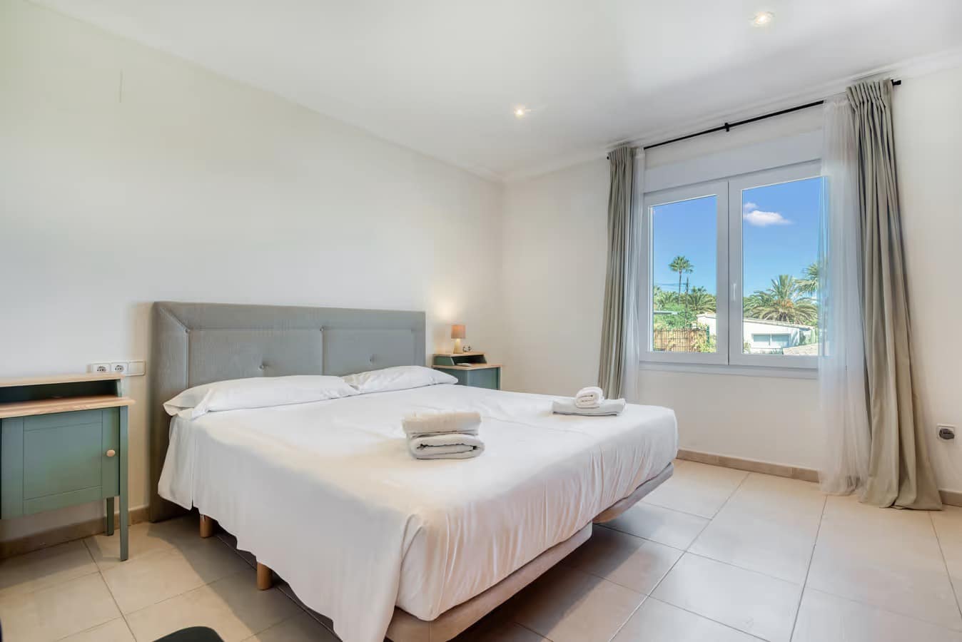4 slaapkamer Villa te huur in Javea / Xabia met zwembad garage - € 2.500 (Ref: 9858059)