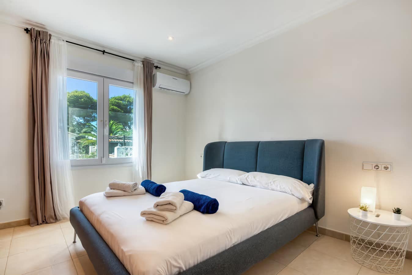 4 slaapkamer Villa te huur in Javea / Xabia met zwembad garage - € 2.500 (Ref: 9858059)