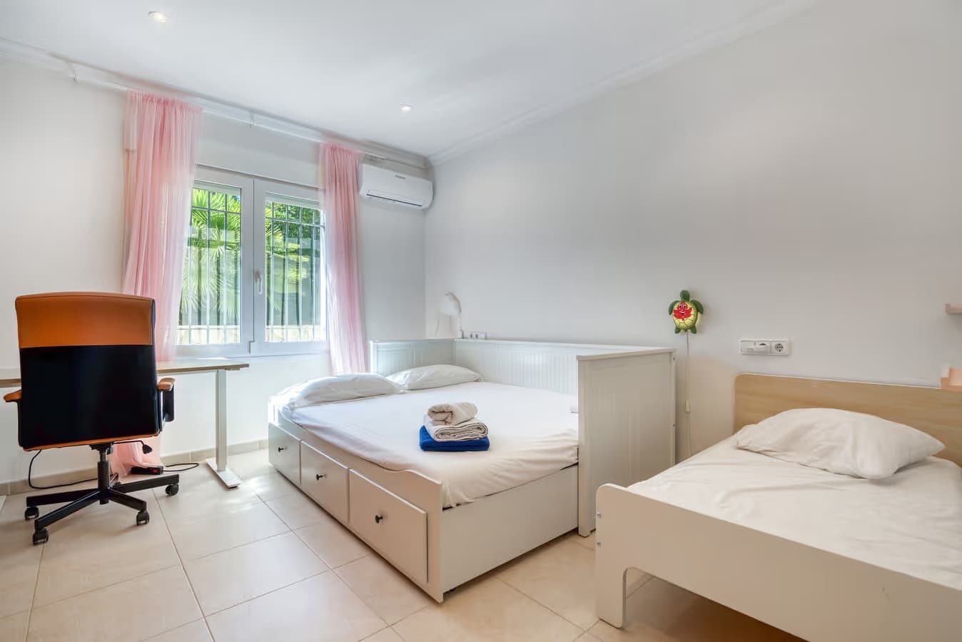 4 slaapkamer Villa te huur in Javea / Xabia met zwembad garage - € 2.500 (Ref: 9858059)