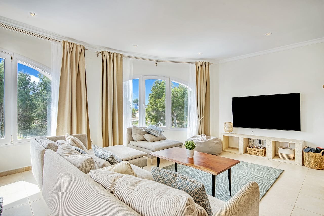 4 slaapkamer Villa te huur in Javea / Xabia met zwembad garage - € 2.500 (Ref: 9858059)