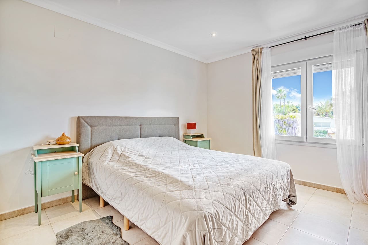 4 slaapkamer Villa te huur in Javea / Xabia met zwembad garage - € 2.500 (Ref: 9858059)