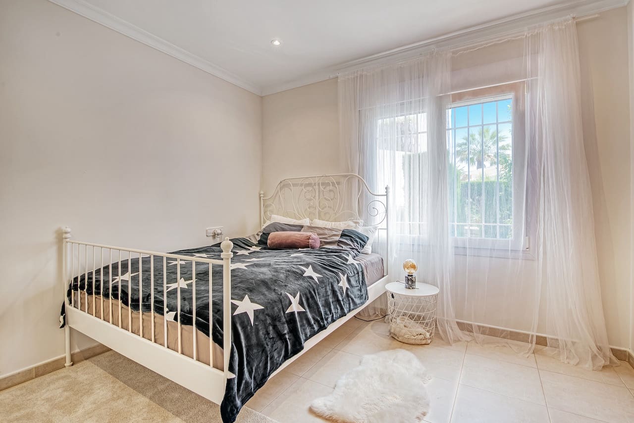 4 slaapkamer Villa te huur in Javea / Xabia met zwembad garage - € 2.500 (Ref: 9858059)