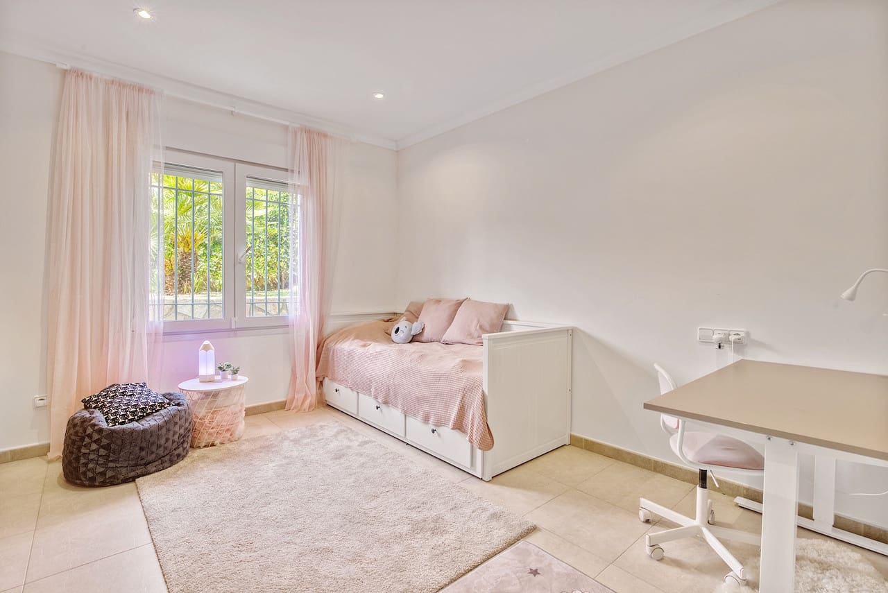 4 slaapkamer Villa te huur in Javea / Xabia met zwembad garage - € 2.500 (Ref: 9858059)