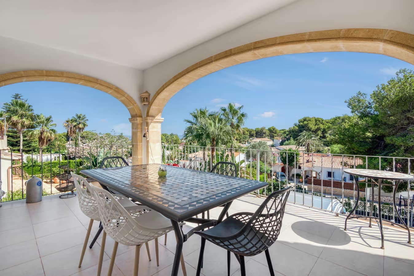 4 slaapkamer Villa te huur in Javea / Xabia met zwembad garage - € 2.500 (Ref: 9858059)
