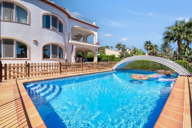 4 soverom Villa til leie i Javea / Xàbia med svømmebasseng garasje - € 2 500 (Ref: 9858059)