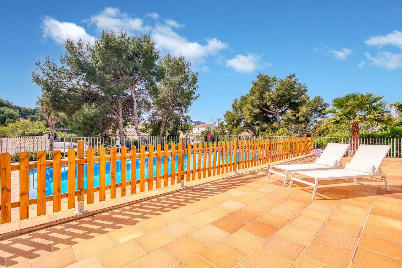 4 slaapkamer Villa te huur in Javea / Xabia met zwembad garage - € 2.500 (Ref: 9858059)