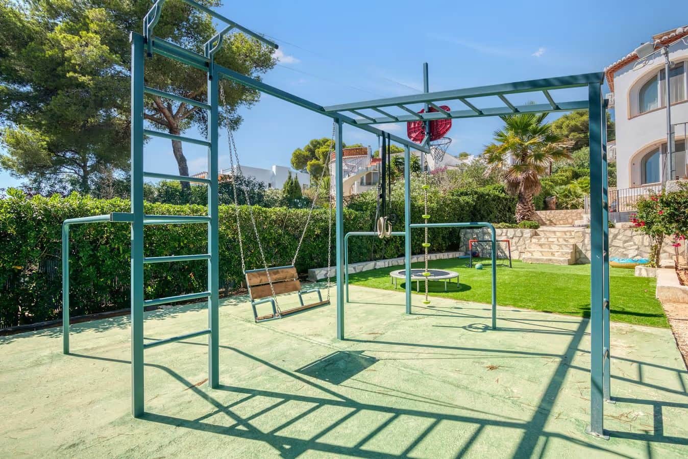 4 slaapkamer Villa te huur in Javea / Xabia met zwembad garage - € 2.500 (Ref: 9858059)