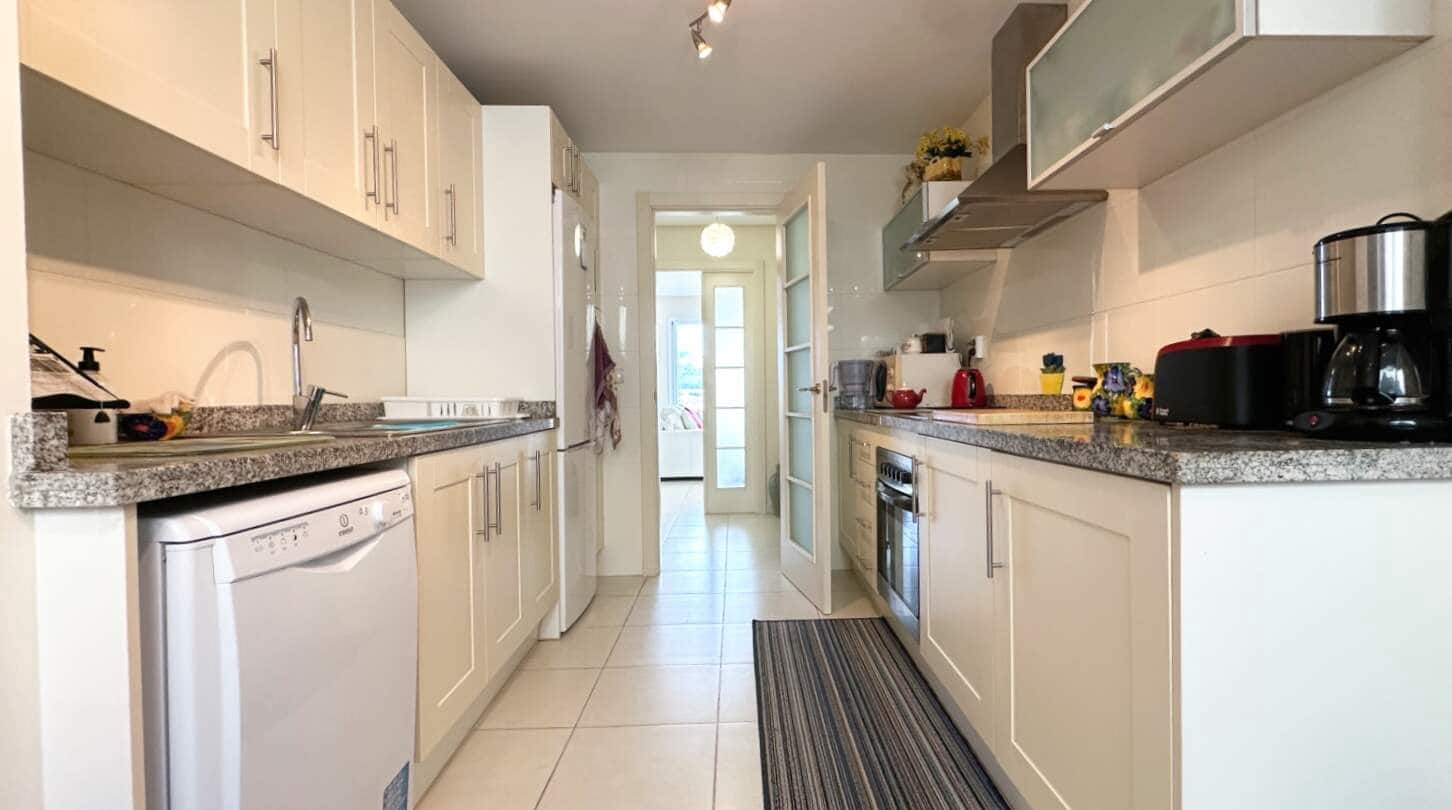 3 bedroom Apartment for rent in Altea with pool garage - € 2,150 (Ref: 9858060)