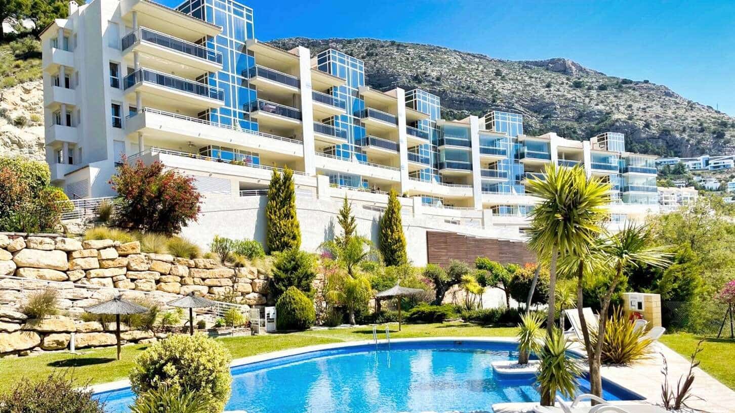 3 bedroom Apartment for rent in Altea with pool garage - € 2,150 (Ref: 9858060)